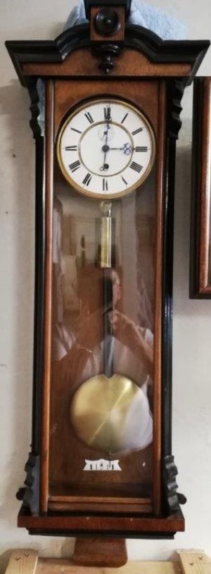 Wanduhr